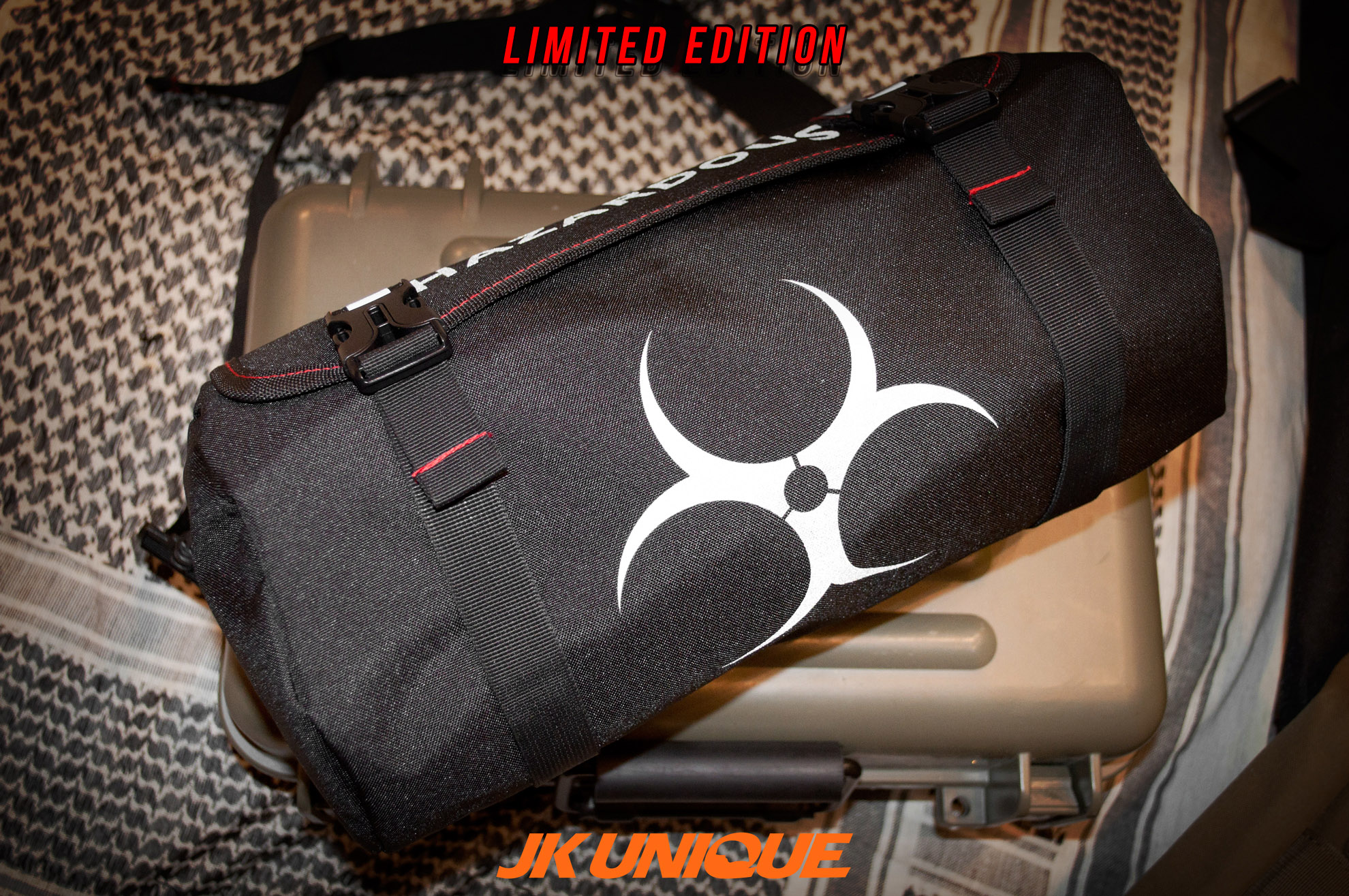 The Division Cosplaying Game Dark Zone Bag ( HAZARDOUS )